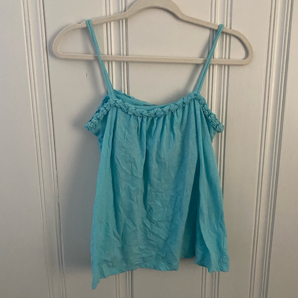 Old Navy Sky Blue Size S Spagetti Strap Tank. 
Super cute! Love the color.